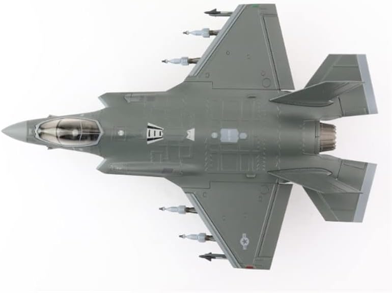 за Hobby Master Lockheed F-35A Lightning II 19-5473, 495-та FS, 48-та FW, Кралските ВОЕННОВЪЗДУШНИ сили Лейкенхит, декември
