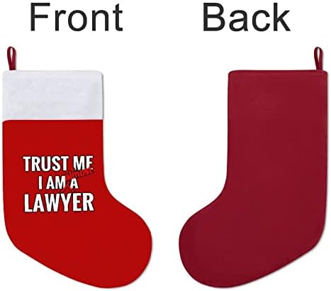 Повярвайте Ми, аз съм почти Адвокат, Коледни Чорапи от Червено Кадифе, с Бял Пакет шоколадови Бонбони, Коледни Украси